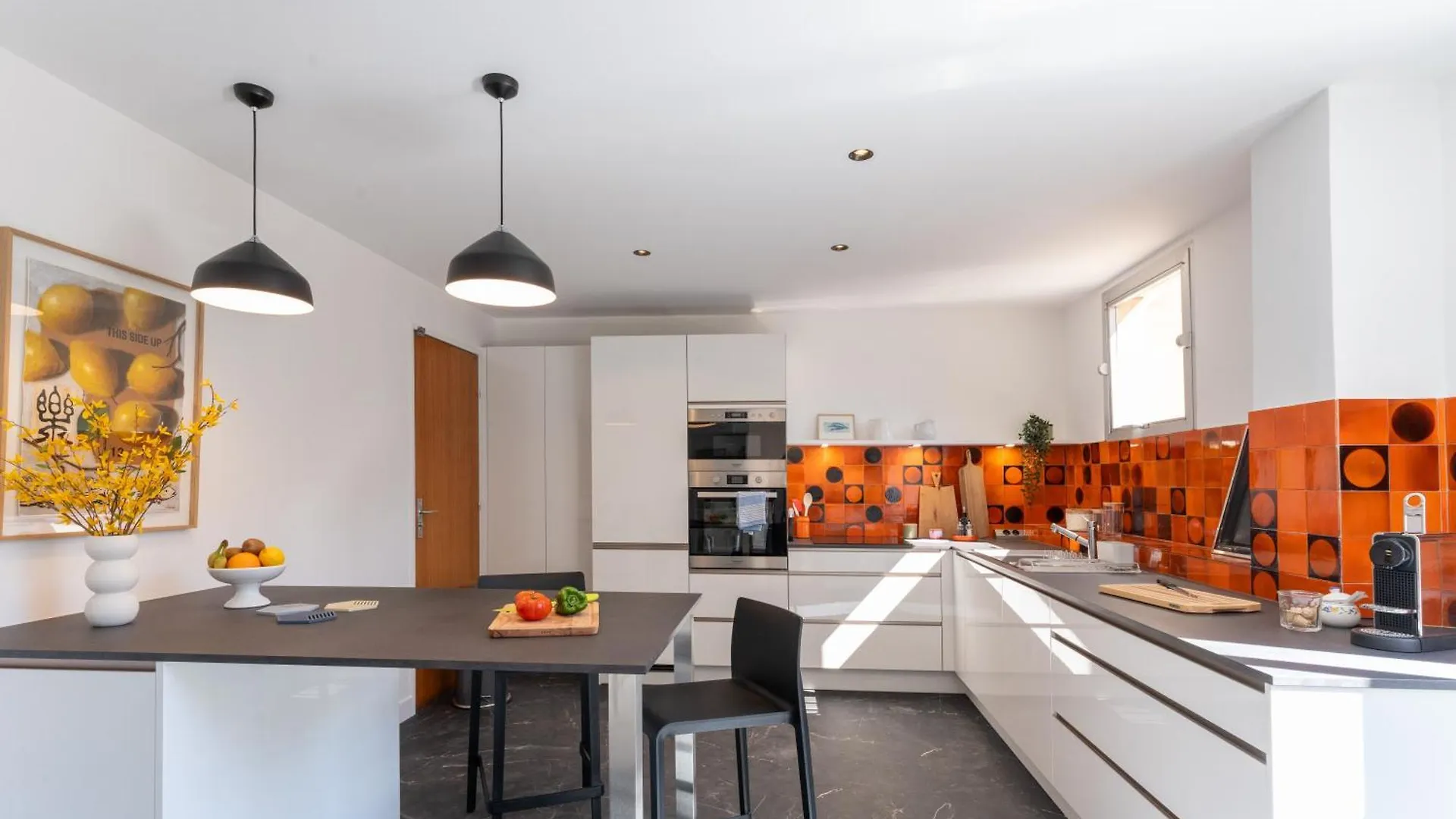 Le 17 - Centre Historique Avec Garage - Apartment Avignon